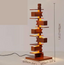 Lampadaire salon – Design Architectural et Éclairage Unique pour Intérieur Moderne