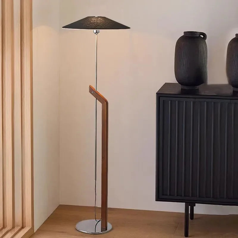Lampadaire salon – Design Minimaliste avec Abat-Jour Conique