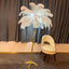 Lampadaire salon  – Design Élégant avec Base Dorée pour Intérieur Raffiné