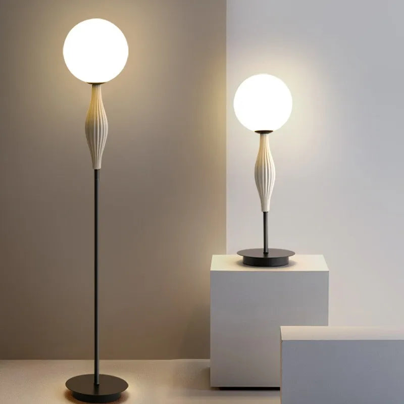 Lampadaire salon et Lampe de Table  – Éclairage Moderne et Élégant pour Intérieur Contemporain