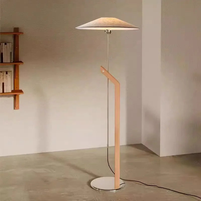 Lampadaire salon – Design Minimaliste avec Abat-Jour Conique
