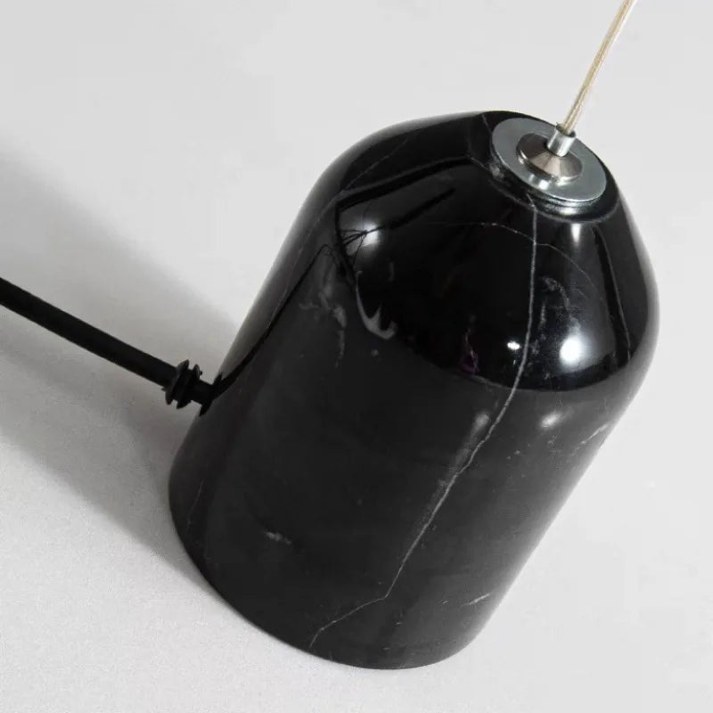 Lampadaire salon – Éclairage Minimaliste et Contemporain pour Intérieur Design